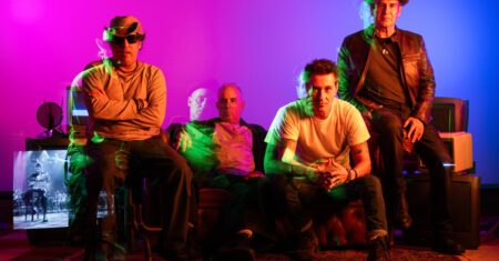 O Baile do Hawaii do Clube Mogiano anuncia Capital Inicial como atração principal