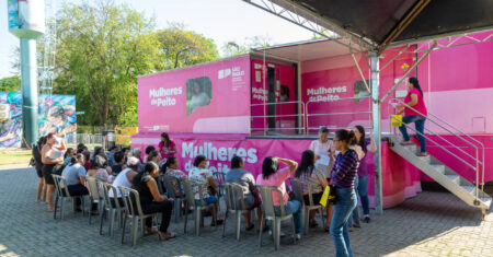 Carreta de mamografia inicia exames em Hortolândia