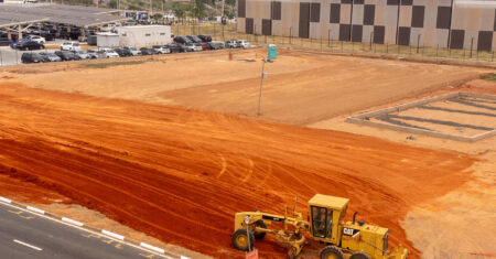 Hortolândia inicia construção de praça pública no Paço Municipal