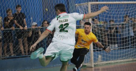 Inclusão social, solidariedade, ginásio lotado e muita festa com o craque do futsal Falcão em Hortolândia