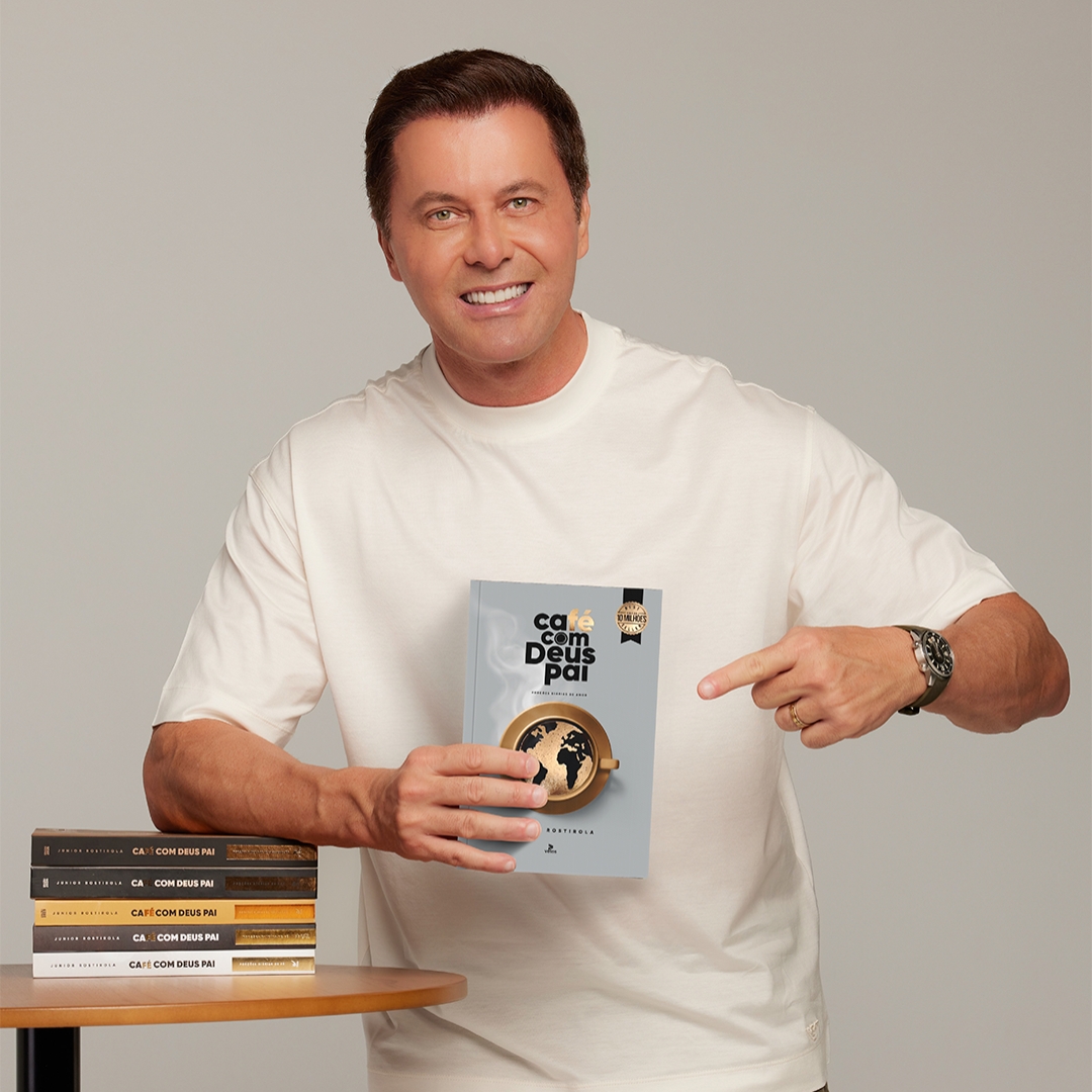 Junior Rostirola. Capa do livro Café com Deus Pai lidera vendas