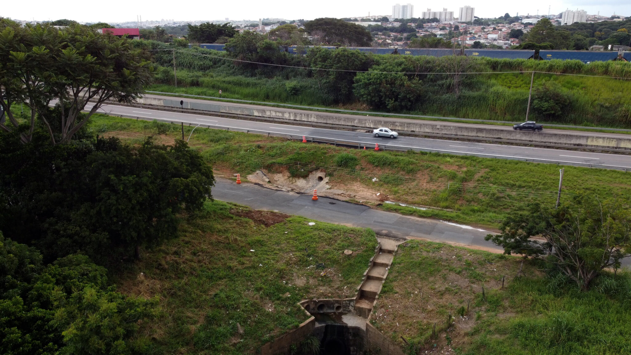Início da obra de drenagem na SP-101 no Jardim Ricardo em Hortolândia. (Foto: Divulgação / Prefeitura de Hortolândia).