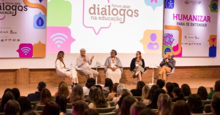 Com transmissão ao vivo pela internet, Diálogos na Educação debate reconstrução de vínculos entre educadores, famílias e comunidade