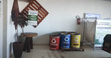 Espaço Sustentável da Prefeitura ainda tem brindes para trocar por caixinhas longa vida e garrafas PET