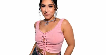 Deia Lucena grava audiovisual em São Paulo com sucessos autorais e música inédita