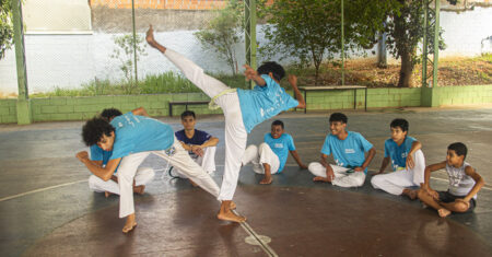 Batizado de capoeira reúne alunos em evento gratuito neste sábado em Hortolândia
