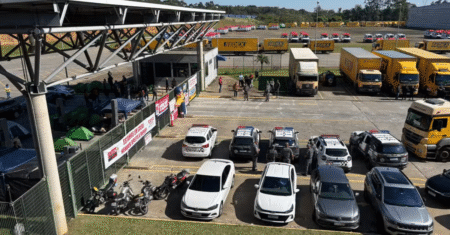 Justiça manda grevistas dos Correios desocuparem centro em Indaiatuba