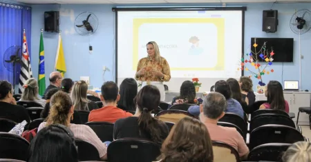 Formação sobre leitura e escrita capacita 160 profissionais da Educação Infantil em Hortolândia