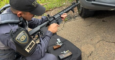 PM apreende fuzil e revólver roubados na SP-324 em Campinas